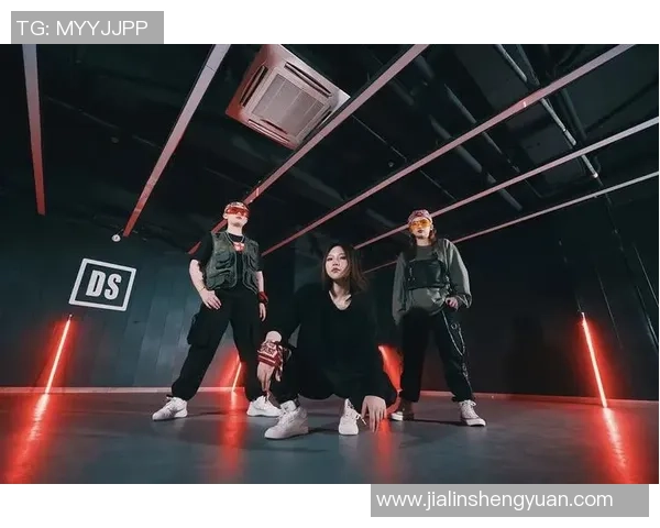 街舞纪实：探寻北京街舞队如何突破自我与极限的奋斗之路