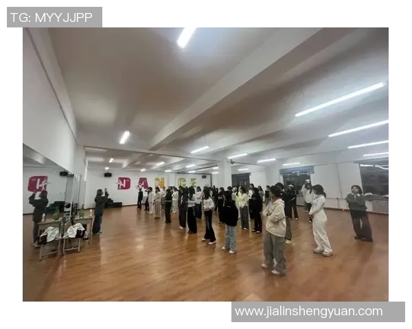 杭州街舞队的力量与魅力探索街舞文化的传承与创新之路